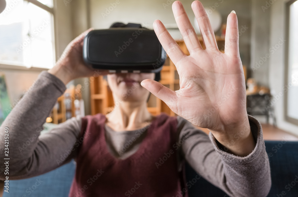 woman using vr woman using vr