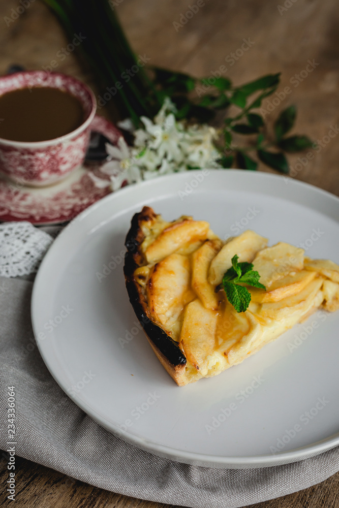 Apple pie with cinnamon and mint