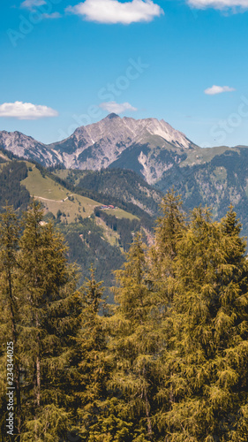 Smartphone HD wallpaper of beautiful alpine view at Zwoelferkopf summit - Achensee - Pertisau - Austria