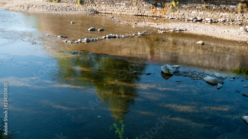 Fluss Albano, Einmündung in den Comer See bei Dongo, Gravedona