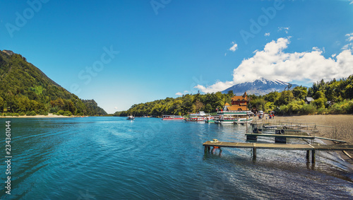 Fototapeta Naklejka Na Ścianę i Meble -  Todos los Santos Lake - Los Lagos Region, Chile