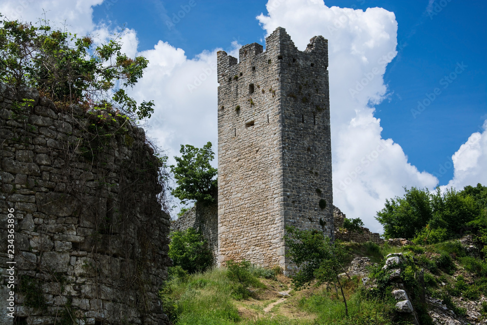 Ruinenstadt Dvigrad, Istrien, Kroatien