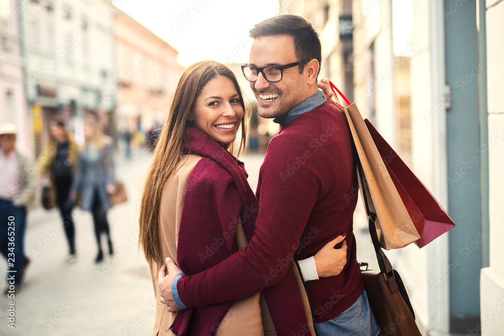 Couple in shopping