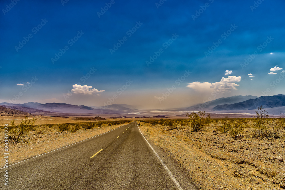 Desert highway to Death Valley National Park