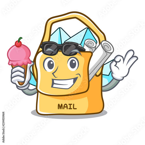 With ice cream the bag with shape mail cartoon