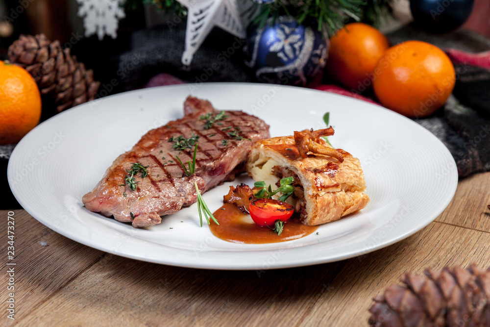  Steak with mushrooms, New Year's menu