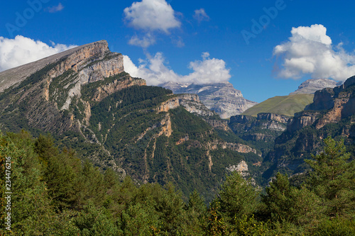 Añisclo canyon in Ordesa national park, Spain © Imagenatural