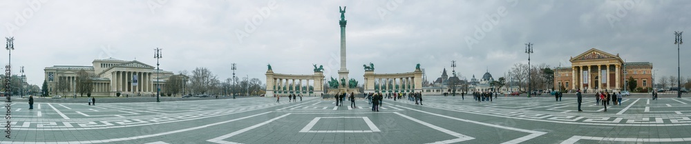 Budapest, Piazza degli Eroi