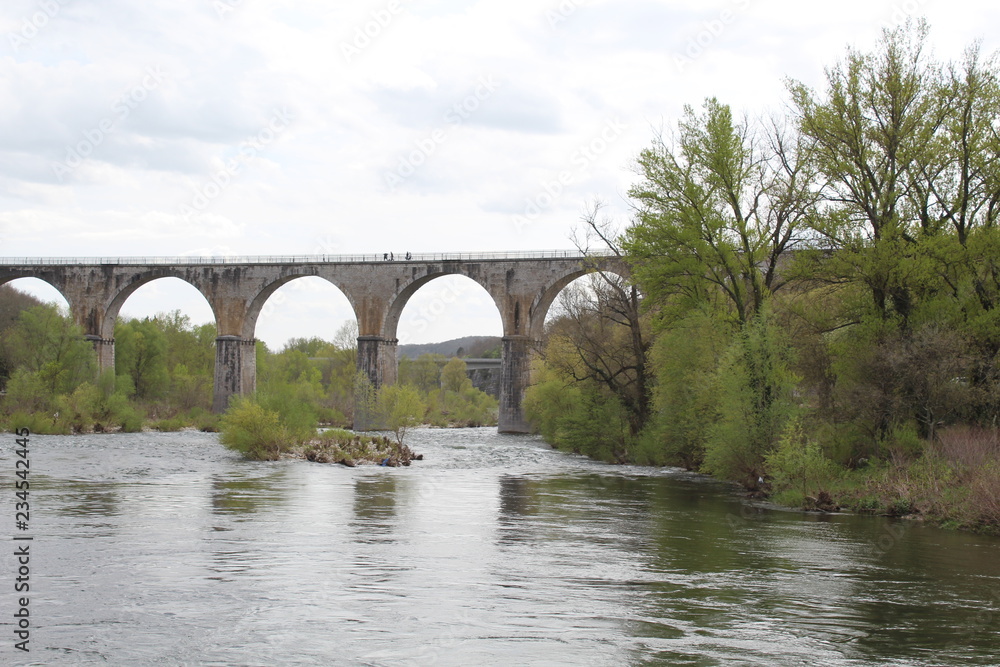 VILLAGE MEDIEVAL DE VOGUE - ARDECHE - RHONE ALPES