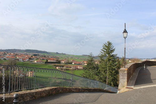 VILLAGE DE SAINT SYMPHORIEN SUR COISE - RHONE photo