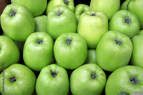 more green apples