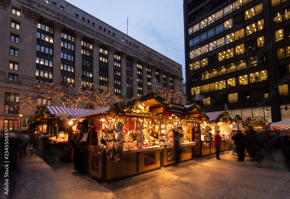 Obraz premium Chicago Christkindl Holiday Market 2