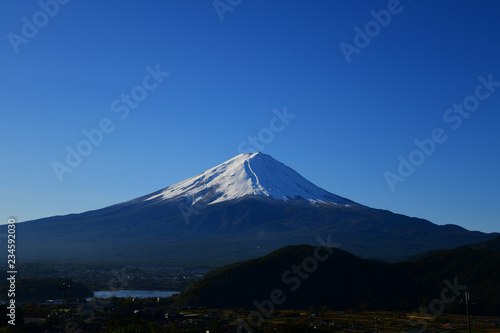 Mt. Fuji in the morning of the crown of snow03