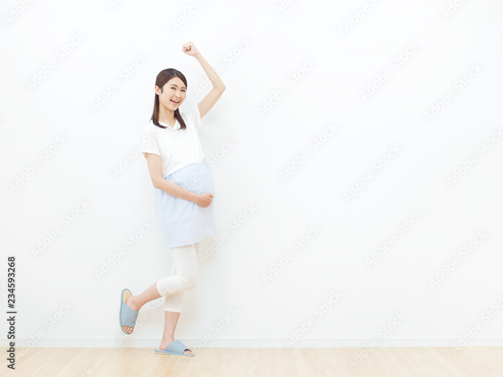 妊婦 ガッツポーズ 妊婦 ガッツポーズ