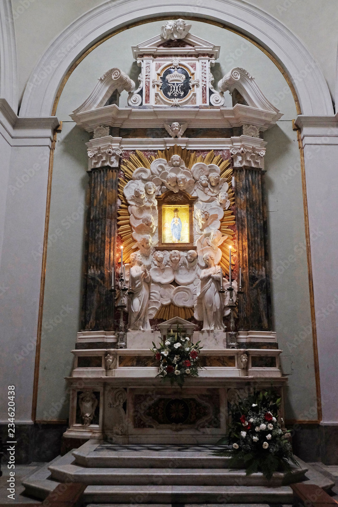 Virgin Mary, altar in Basilica of San Frediano, Lucca, Tuscany, Italy