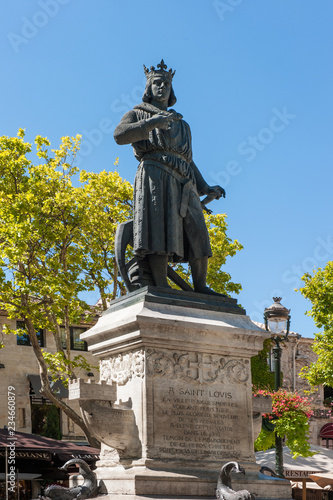Statue Ludwig der Heilige in Aigues-Mortes in Südfrankreich