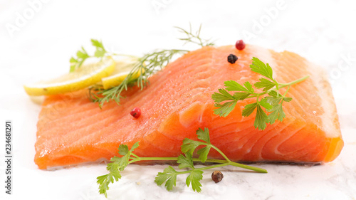 salmon with lemon and dill