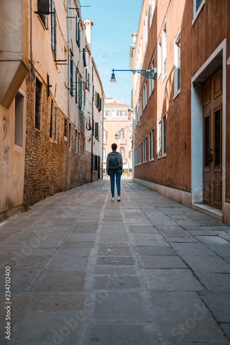 Narrow street in old town (Venice - Italy) © flormoran