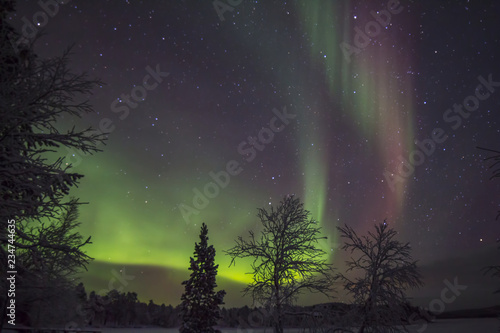 Polarlicht am Inarisee in Lappland