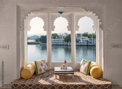 Obraz na płótnie Window. Beautiful View on Pichola Lake Udaipur w salonie