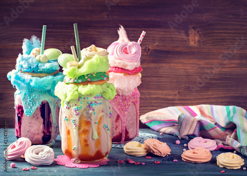 Canvas Print Freakshakes with donuts