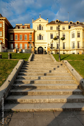 Obraz na płótnie Architecture in Richmond, London, United Kingdom w salonie