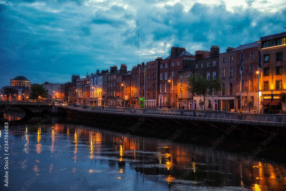 Lights along the Liffey Lights along the Liffey