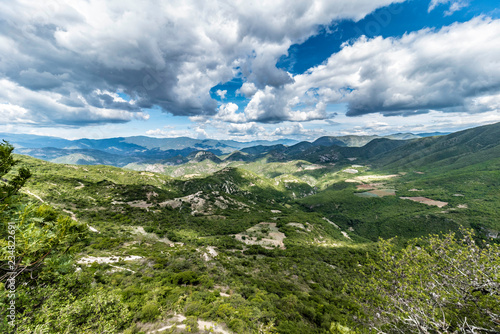 Hierve el agua al atardecer