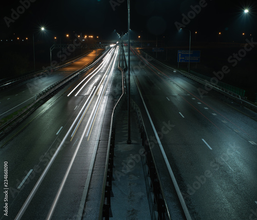 Traffic on the night highway © Антон Фрунзе