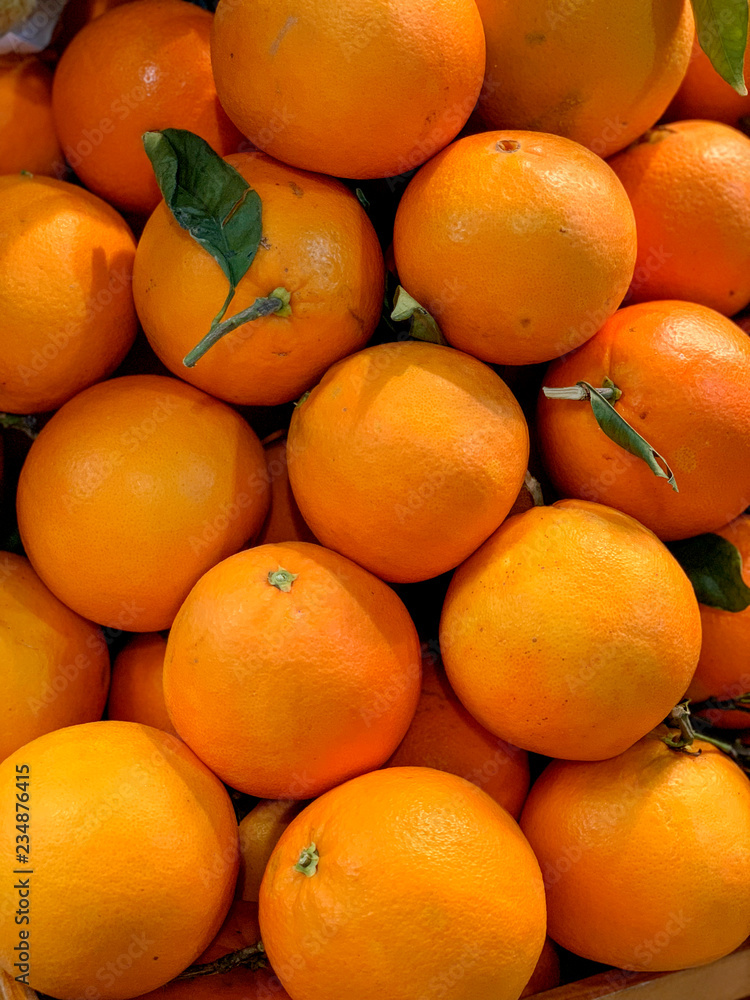Valenciaian oranges on sale in the Mercado Central (food market), Alicante, Spain, Europe Valenciaian oranges on sale in the Mercado Central (food market), Alicante, Spain, Europe