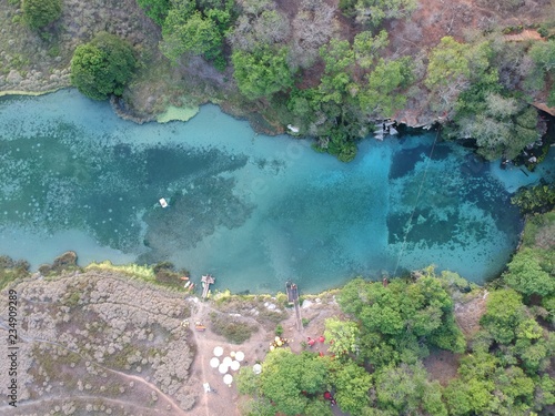 Chapada Diamantina Fazenda Pratinha lagoa azul photo