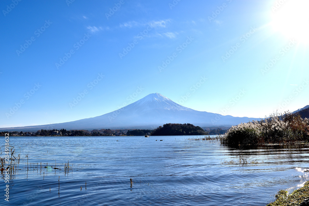 秋の富士山と富士五湖