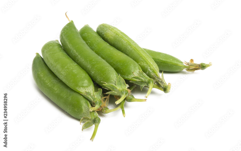 green peas isolated green peas isolated