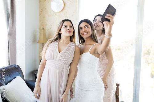 фотографія Bride Capturing Last Memory Of Being Spinster