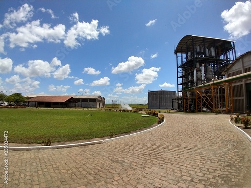 Alchool, factory, Farm, cars, etanol, buildings