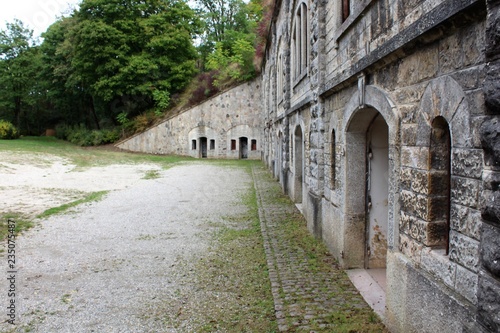 FORT DE FEYZIN ET CENTRE EQUESTRE