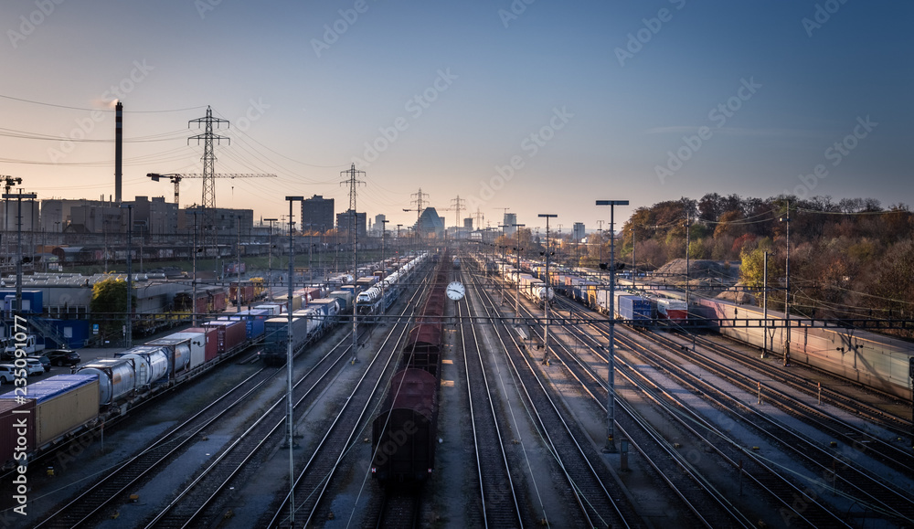 Industrial railroad, multiple tracks and trains