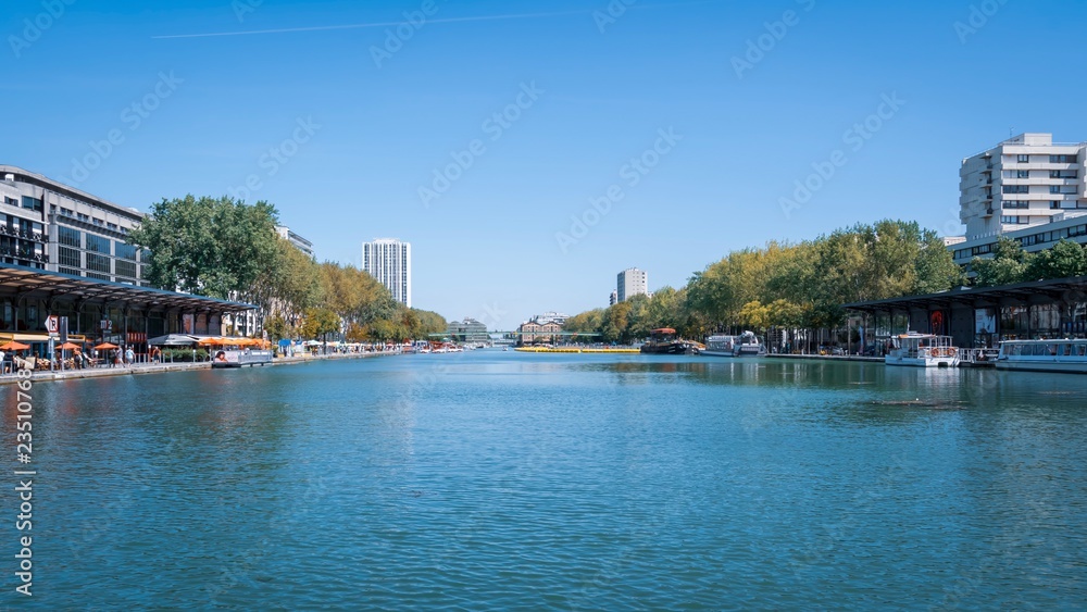 Bassin de la Villette, Paris