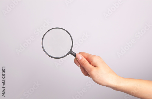 magnifier hand search