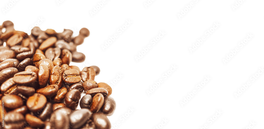Coffee beans on white background, chicchi di caffe' su sfondo bianco Coffee beans on white background, chicchi di caffe' su sfondo bianco