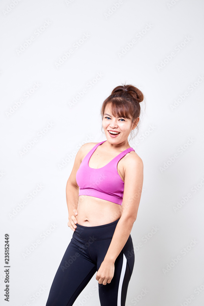 woman wearing sportswear show her body woman wearing sportswear show her body
