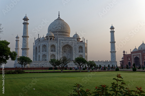 Taj Mahal Monument Tomb India photo