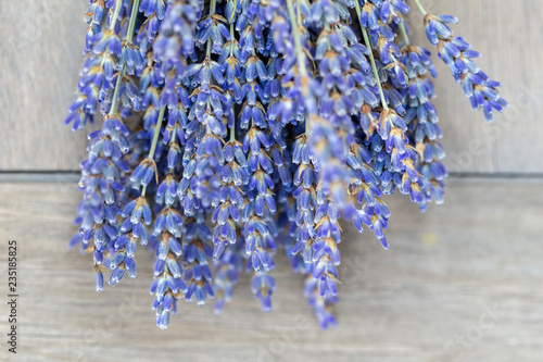 Fototapeta Naklejka Na Ścianę i Meble -  Lavender bouquet on a wooden table