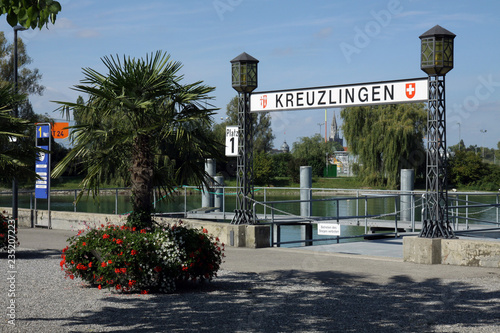 Der Hafen in Kreuzlingen am Bodensee photo