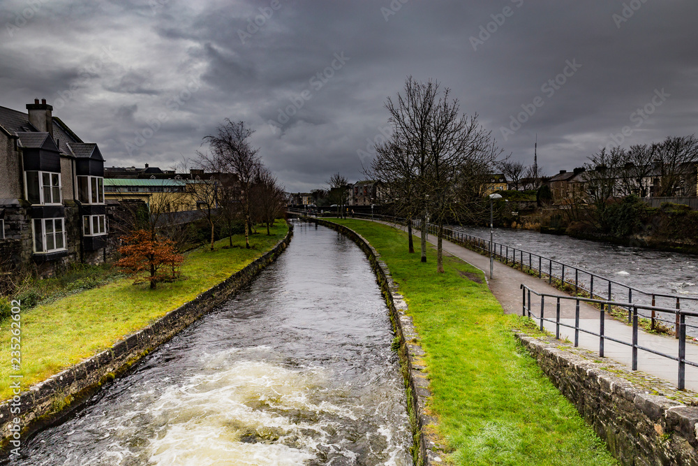 Fototapeta premium walking path along the river
