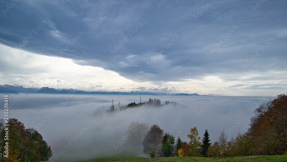 Berge - über den Wolken