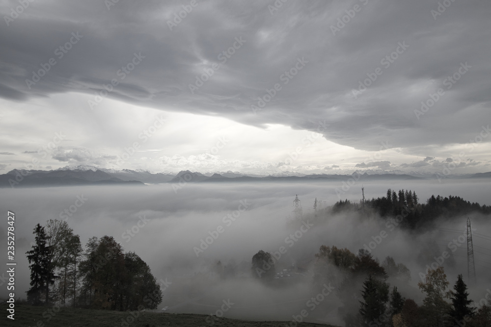 Berge - über den Wolken