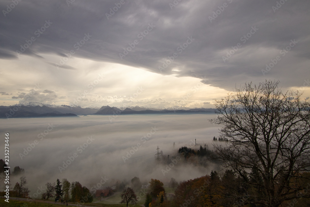 Berge - über den Wolken