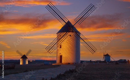 Mota del Cuervo windmills in Cuenca