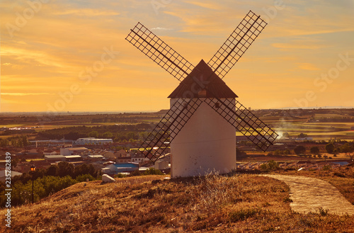 Mota del Cuervo windmills in Cuenca